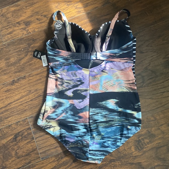 TORRID Slim Fix Underwire One Piece Swimsuit 1 - Picture 5 of 11